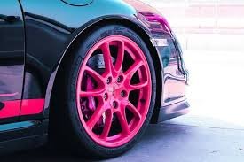 car pink wheels